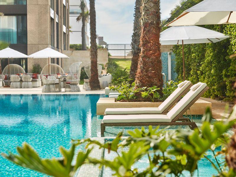 Four Seasons Hotel Casablanca Ngoại thất bức ảnh The pool at the Four Seasons Hotel
