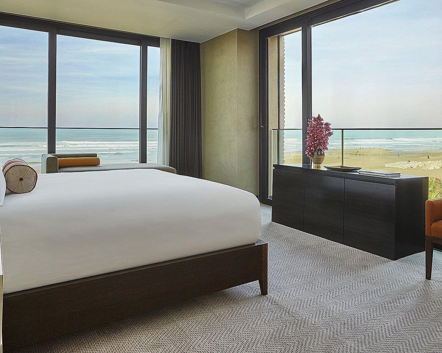 Four Seasons Hotel Casablanca Ngoại thất bức ảnh A bedroom at The Westin