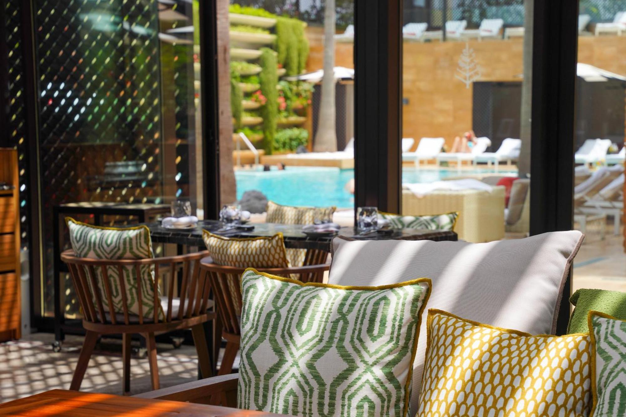 Four Seasons Hotel Casablanca Ngoại thất bức ảnh The Pool Bar