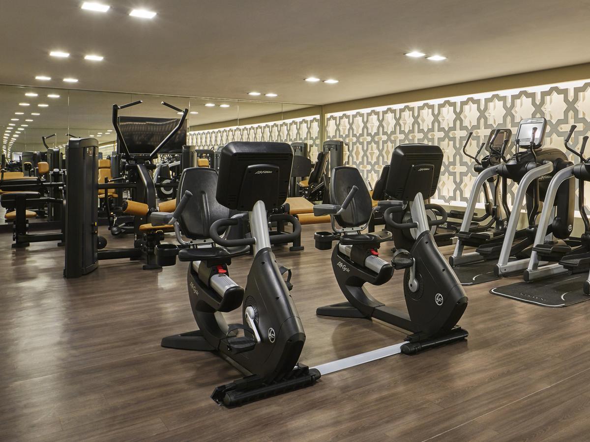 Four Seasons Hotel Casablanca Ngoại thất bức ảnh The gym at the hotel