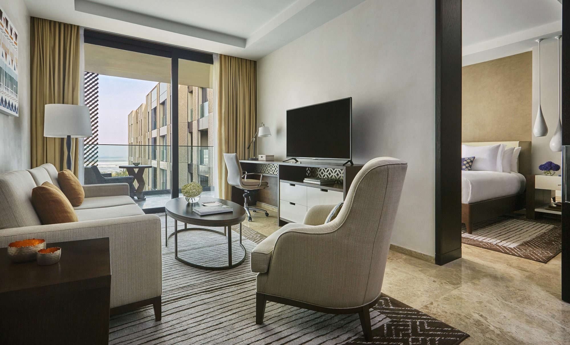 Four Seasons Hotel Casablanca Ngoại thất bức ảnh A suite at the hotel